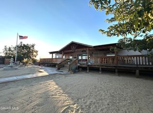 4901 Tobacco Rd, Rosamond, CA 93560