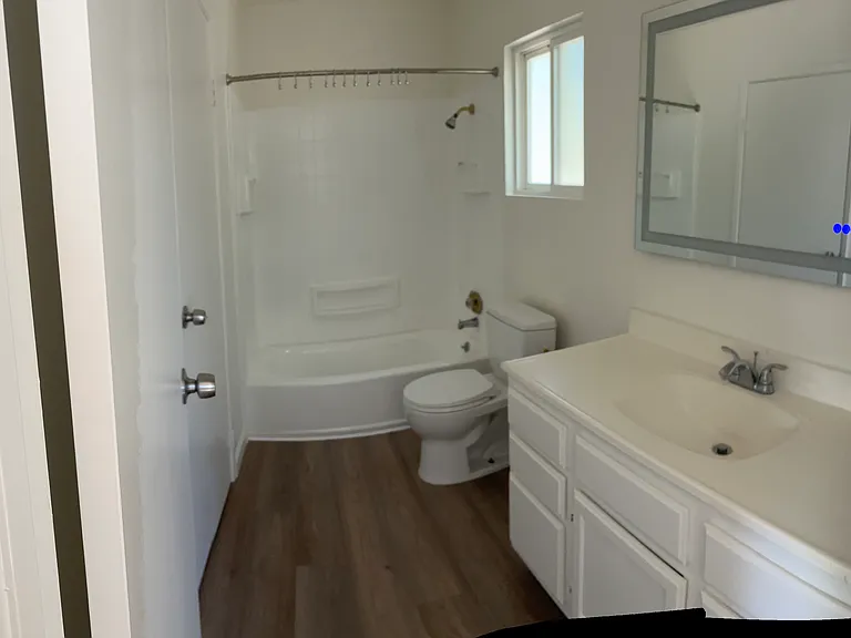 1068 Alta Vista Rd — Photo 2