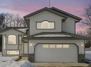 58016 Range Road 214, Sturgeon County, AB T0A 1N5