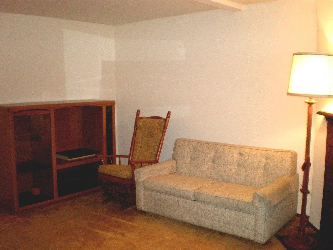 1120 8th St NE — Photo 4