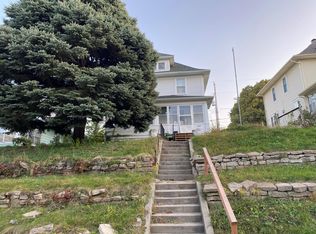 2957 Martha St, Omaha, NE 68105