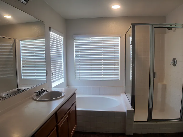 1328 Landmark Ln — Photo 23