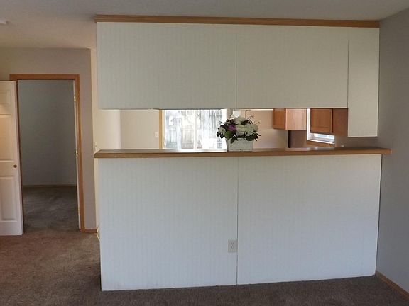 Open concept from Livingroom to Dining Area