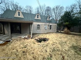 12010 Snawder Ln, Fairdale, KY 40118
