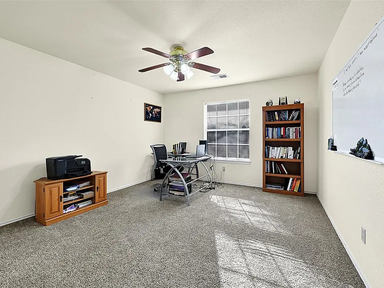 5910 Rolff Ln — Photo 13