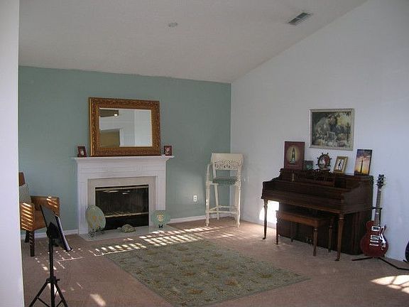 4th image of 224 Seamist Ct