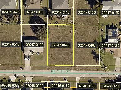 1st image of 905 NE 10th St