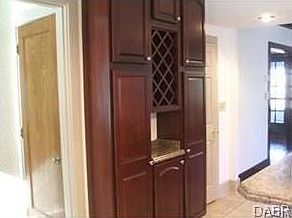 3rd image of 627 Far Hills Ave #A-12