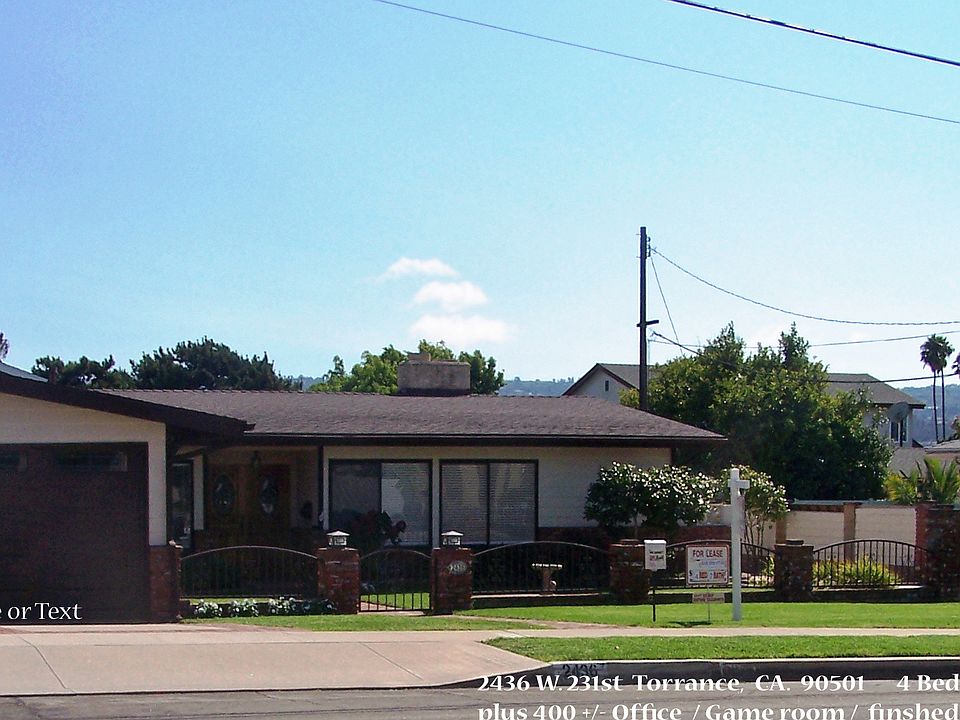 2436 W. 231st Torrance, CA. 90501
4 Bedroom 2 Baths 2300+ sq.ft. with a detached 400 sq.ft. bonus/office room.
On a 82x112 foot lot with REAL GRASS