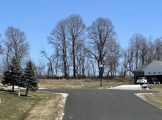 W2360 Gabriel Ct LOT 17, Oconomowoc, WI 53066