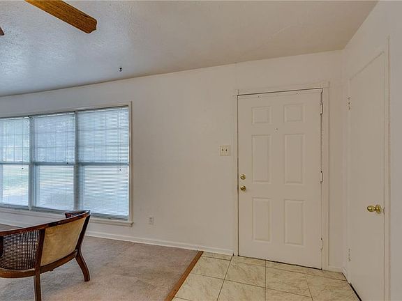 3rd image of 7108 Deville Dr
