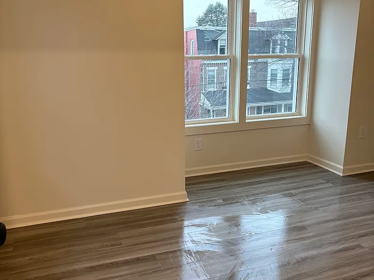 128 Pearl St #2 — Photo 13