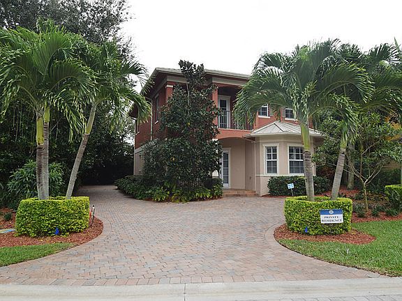 3rd image of 1020 NE Post Oak Way