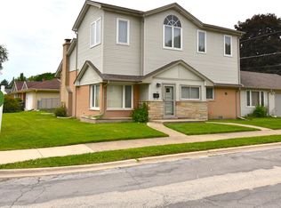 5628 Emerson St, Morton Grove, IL 60053