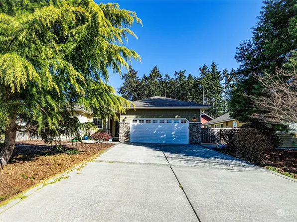 723 Evans Avenue, Port Angeles, WA 98363