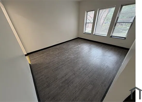 2 bed, $1,860 — Photo 3