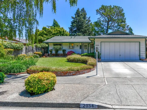 2654 Bradford Street, Napa, CA 94558