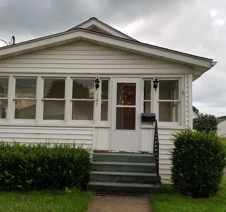 1st image of 107 Garfield St