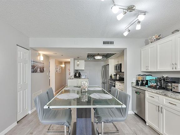 5th image of 5400 PARK STREET N #208