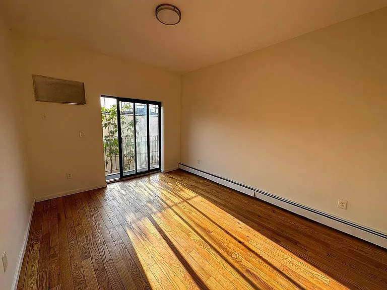 66 Buffalo Ave #2 — Photo 9