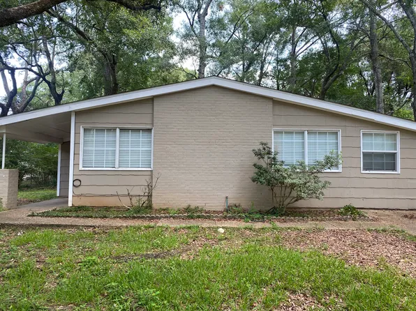 4066 Wesley Ln S, Mobile, AL 36609