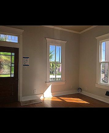 5th image of 3907 Ursuline