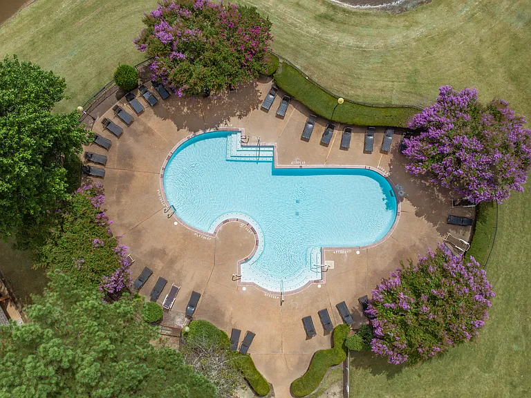 Pool 1