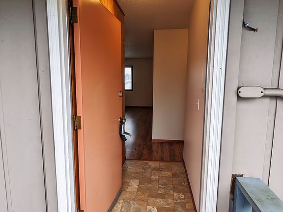 4th image of 4405-4425 SE 15th Ave #4409