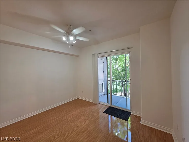 62 E Serene Ave #225 — Photo 40