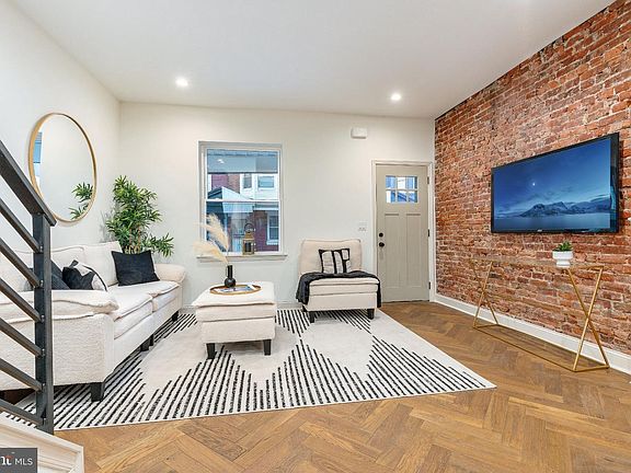 4th image of 5224 Delancey St