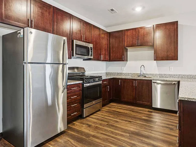 360 at Jordan West — Photo 207