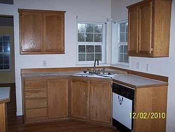 2nd image of 4940 Leonard Rd