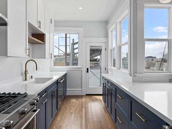 4th image of 1263 Green St