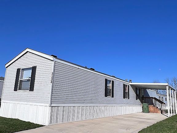 2nd image of 1138 Apple Blossom Ln #0