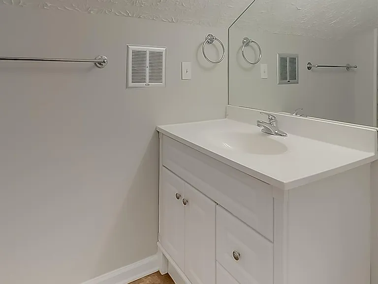 396 Chilesburg Rd — Photo 9