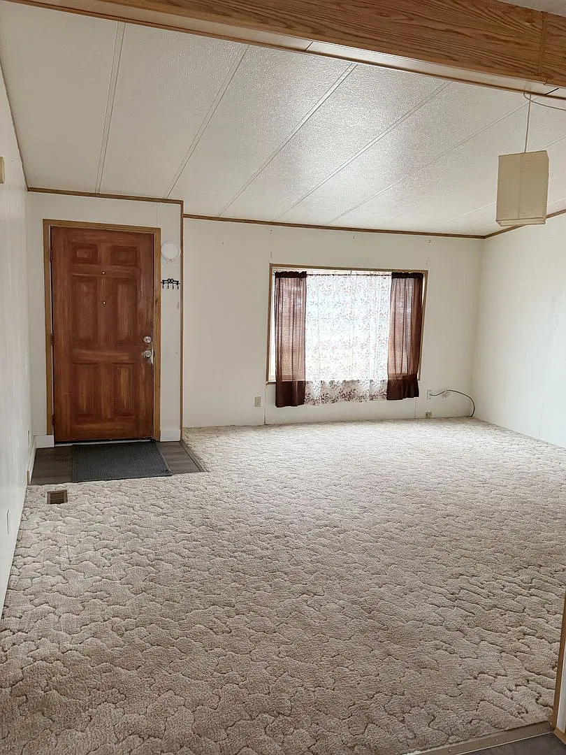 Cozy 3 Bed, 2 Bath Home in Idaho Falls! — Photo 2