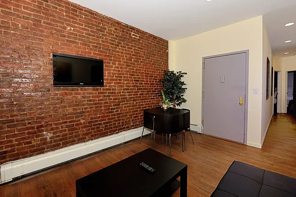 Rented by Geoffrey Stevens Realty | media 57