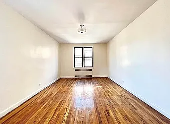 2265 University Avenue, #6A