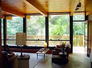 10 Warren Rd, Croton On Hudson, NY 10520