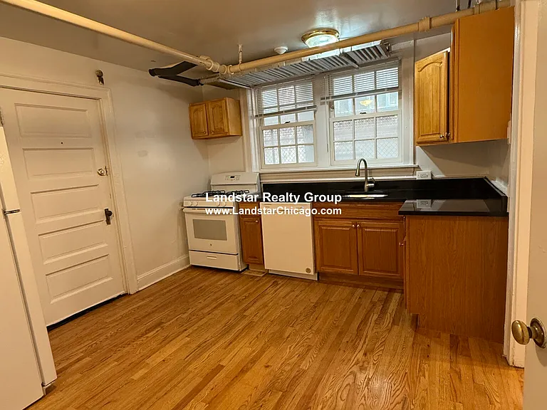 1454 Oak Ave #G — Photo 6