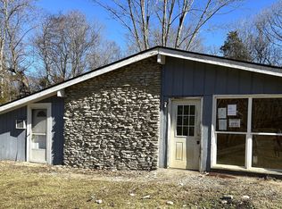 190 SE Cherokee Dr, North Vernon, IN 47265
