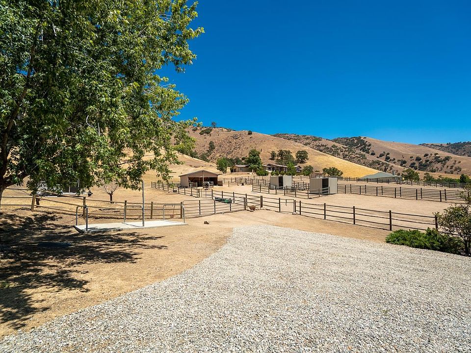 25369 Bear Valley Rd, Tehachapi, CA 93561 Zillow