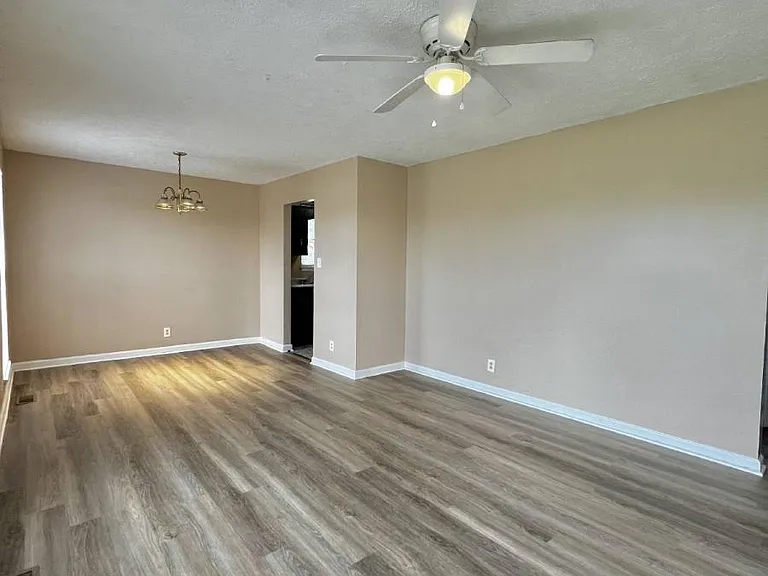 417 Pacific Ave — Photo 10