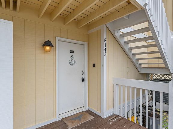 3rd image of 775 Gulf Shore Dr Unit 8143