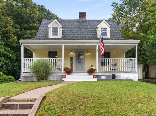 102 New Cheshire Road, Meriden, CT 06451