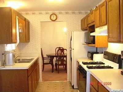 3rd image of 19169 Wheelers Ln #131