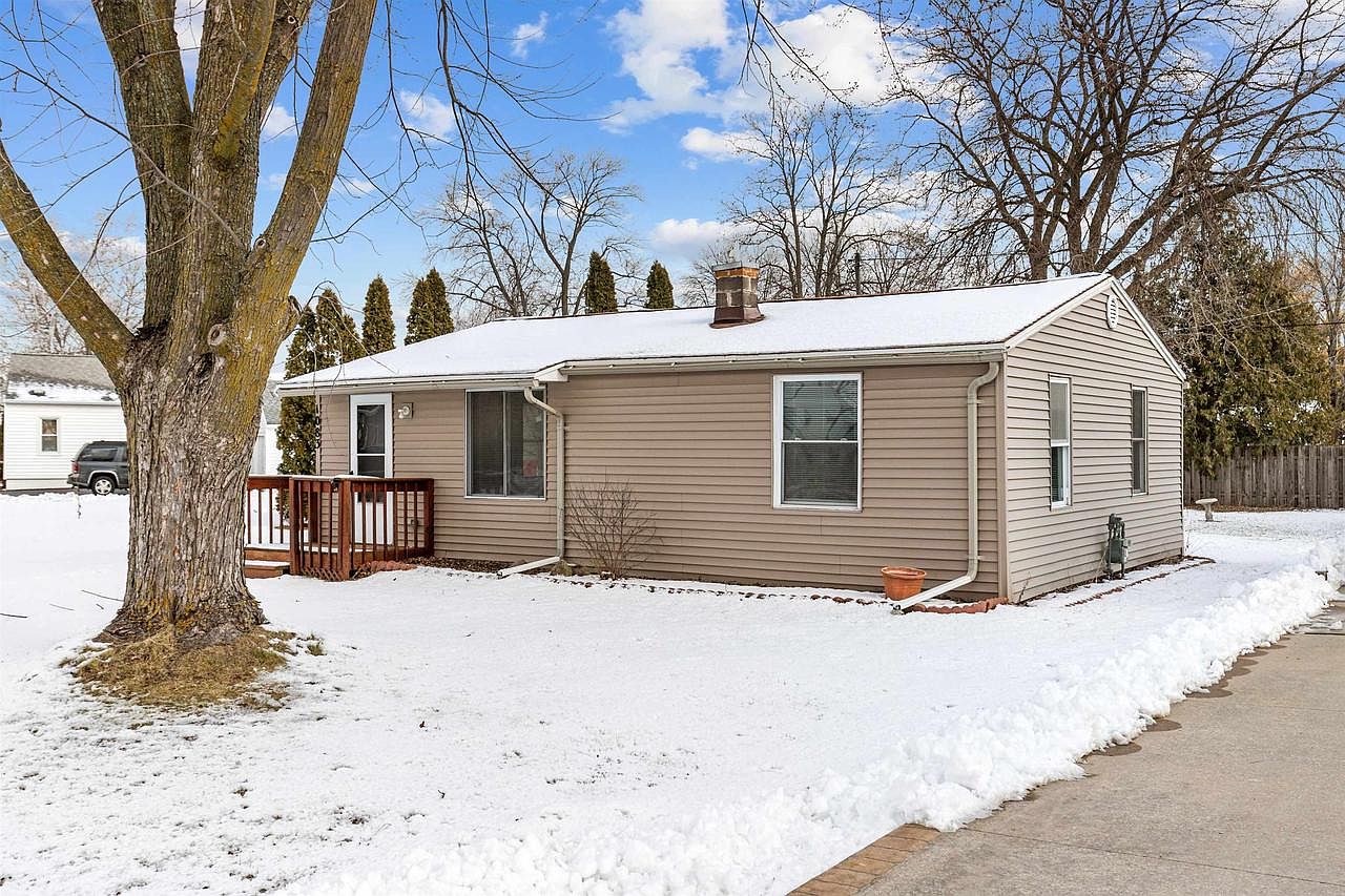 1083 MAYER STREET, Menasha, WI 54952 Zillow