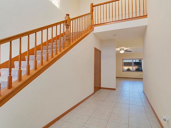3rd image of 15529 Lucena Ct