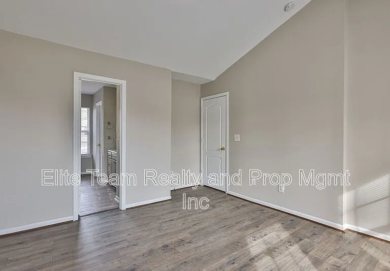 7109 Angela Marie Ct — Photo 19