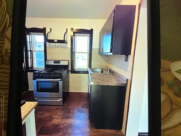 2412 N California Ave #1A — Photo 7